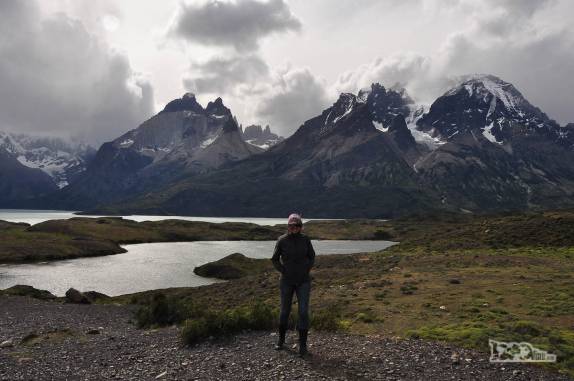 Mesmo em dia nublado, as paisagens grandiosas do parque Nacional Torres del Paine, no sul do Chile